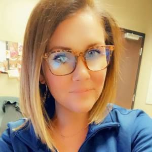 Meet your Posher, Leah